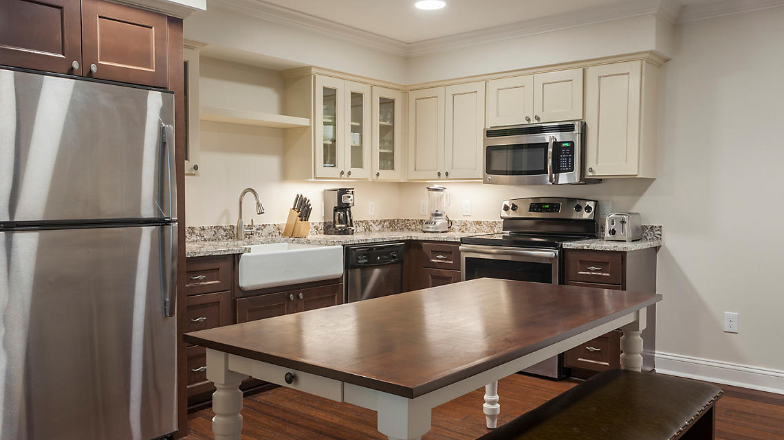 Kitchen and dining table