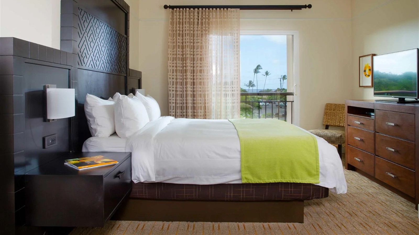 Marriott's Waiohai Beach Club Bedroom Bedroom