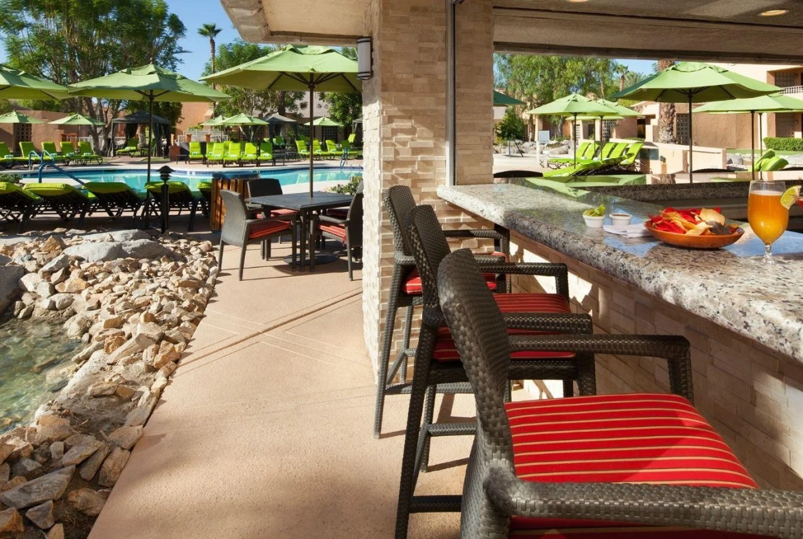 The Westin Mission Hills Resort Villas Pool Bar