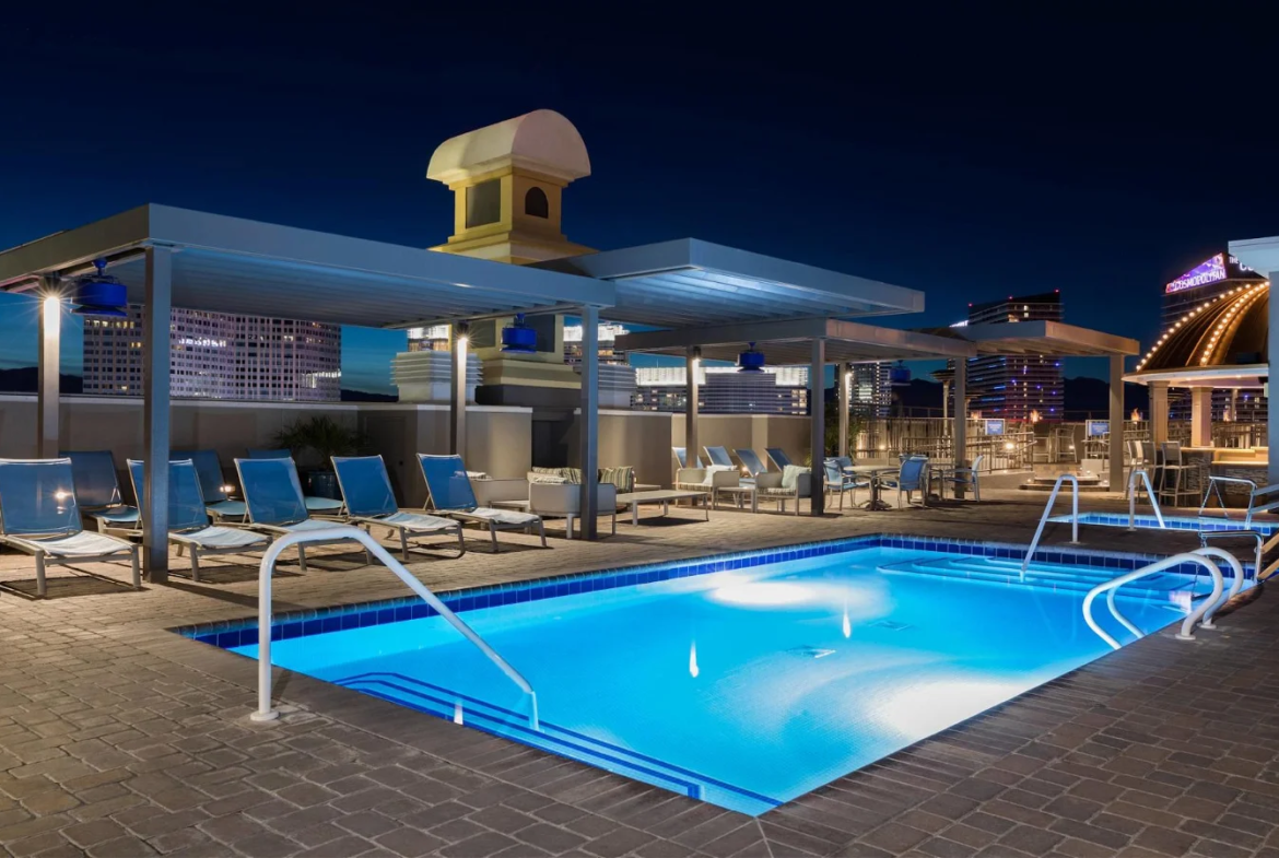 Marriott's Grand Chateau Pool Deck