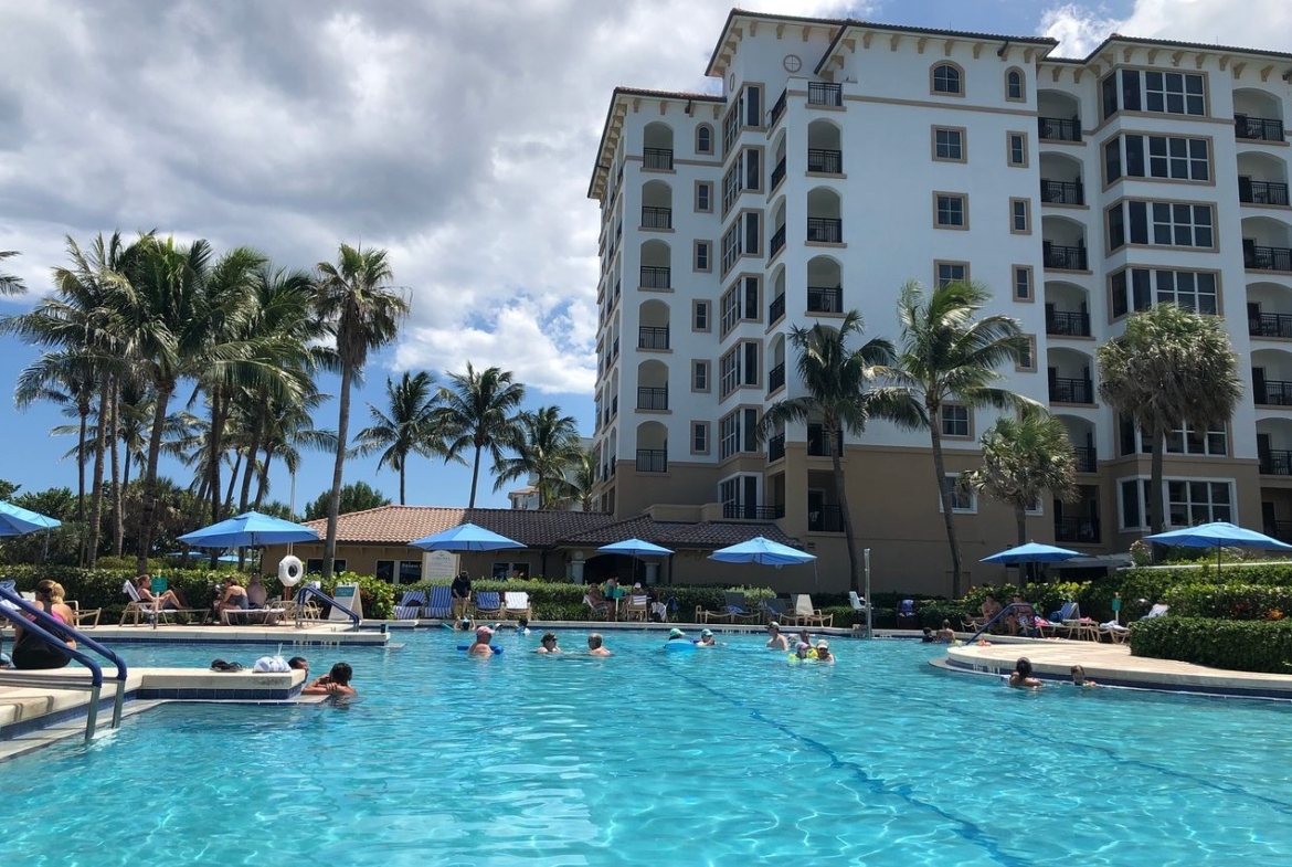 Marriott's Ocean Pointe Outside Pool2