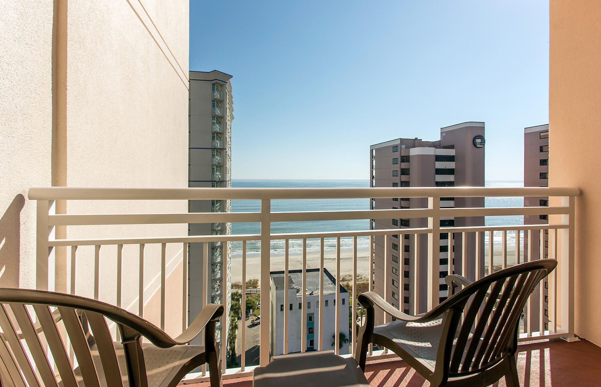 Carolina grande balcony view