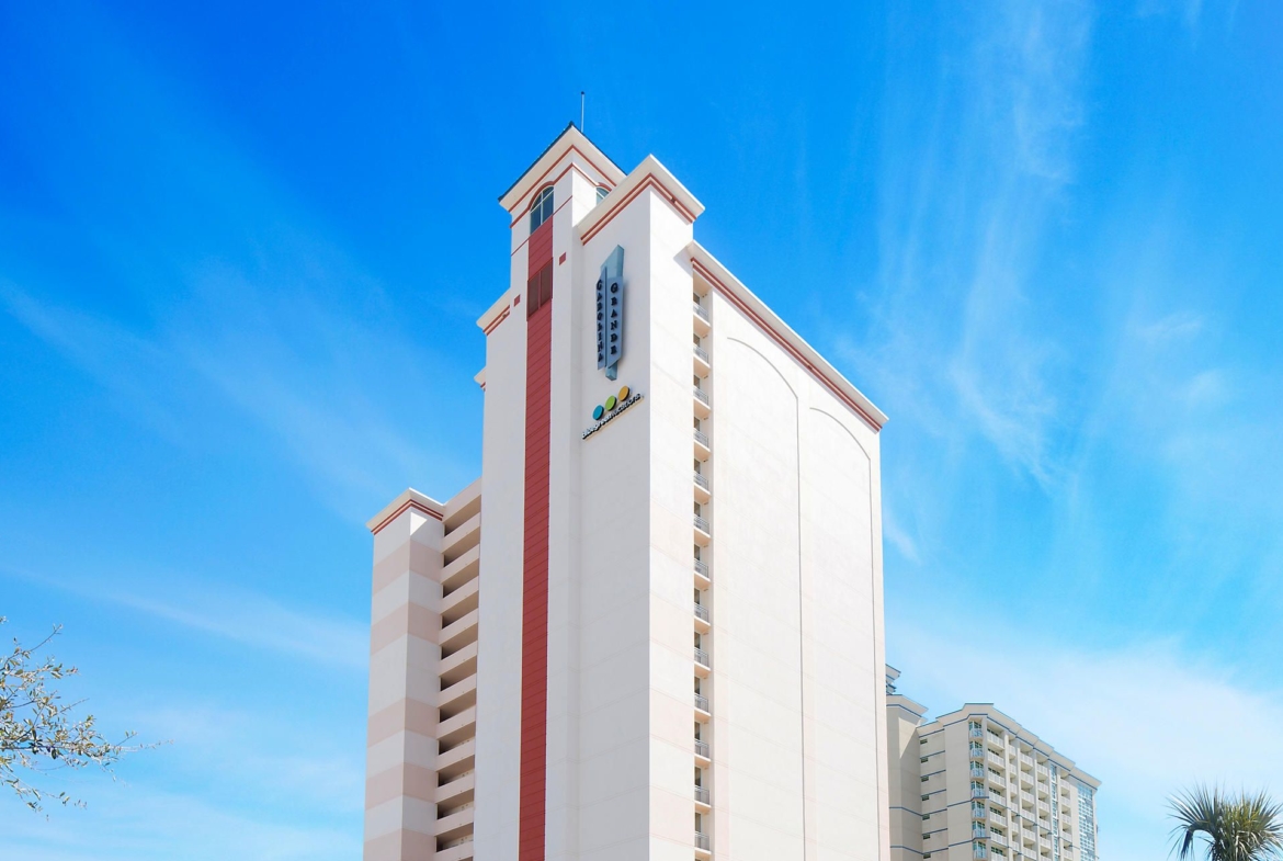 Carolina grande exterior top