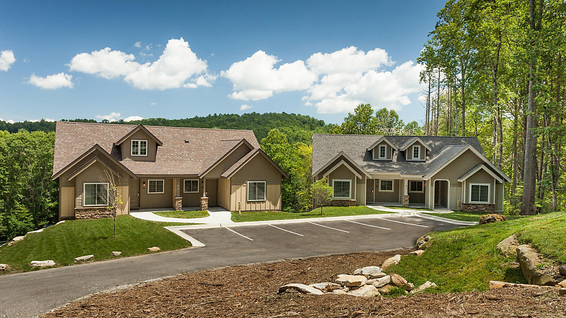 club lodges at trillium 2bedroom standard street view