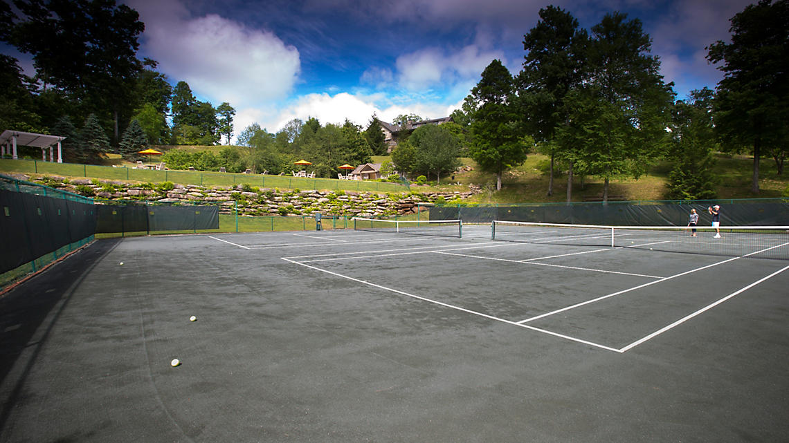 Club Lodges at Trillium Tennis Court