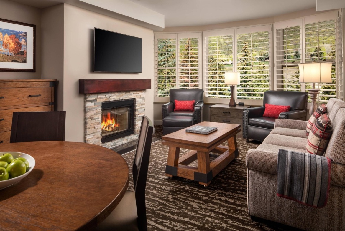 Marriott's Streamside Living Room