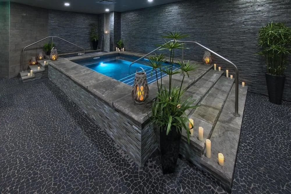 Hot tub
