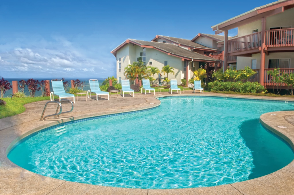 Buy Timeshare: Club Wyndham Shearwater Pool