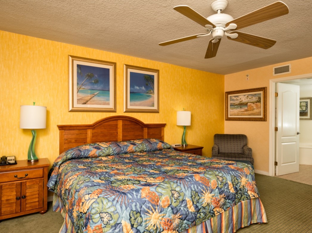 The Resort On Cocoa Beach Bedroom