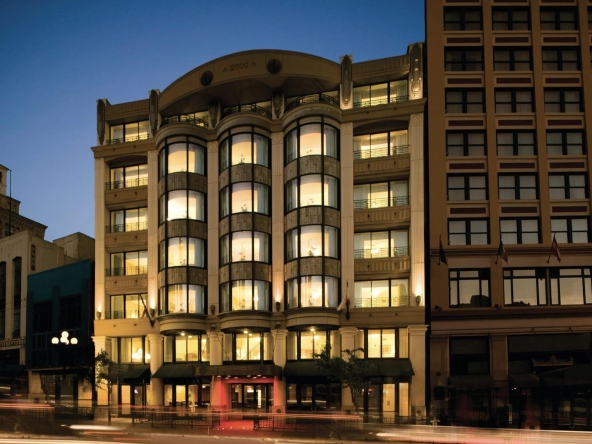 Wyndham Harbour Lights