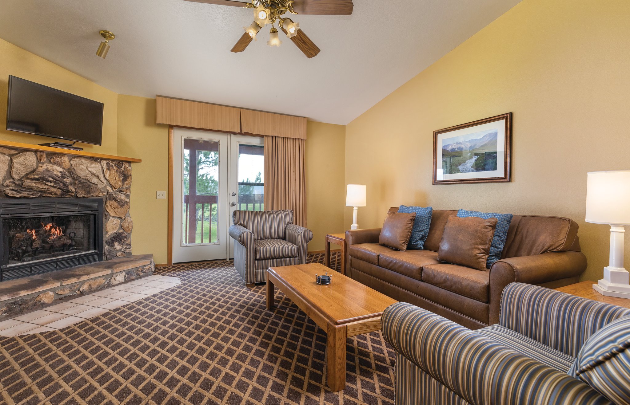 Wyndham Pagosa living area