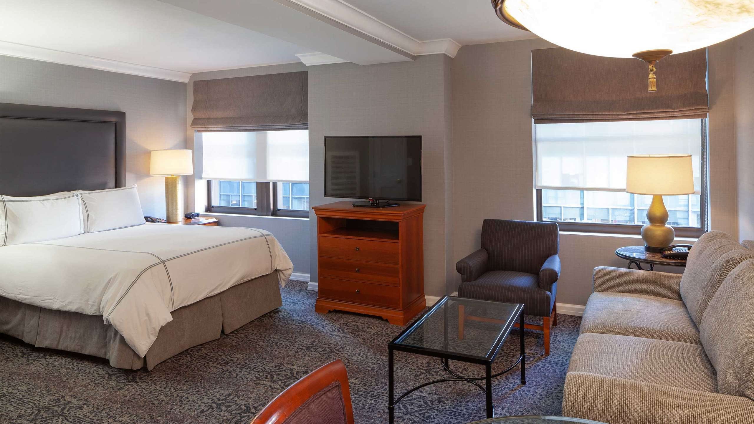 Seating Space and Bed