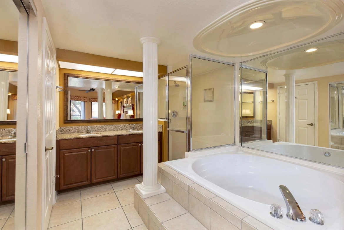 Westgate Lakes Resort and Spa Master Bathroom