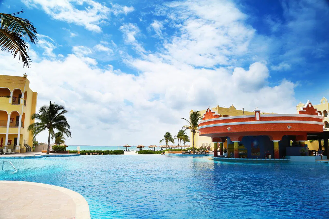 Royal Haciendas Pool