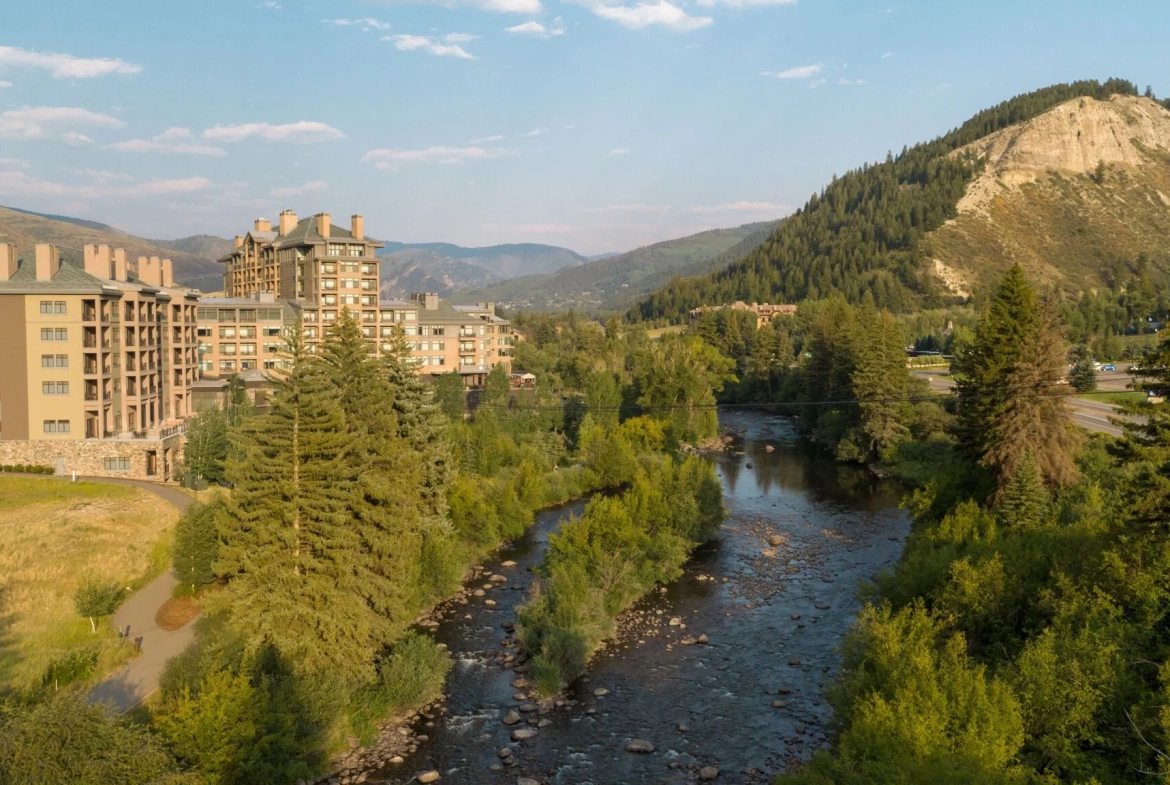 The Westin Riverfront Mountain Villas River