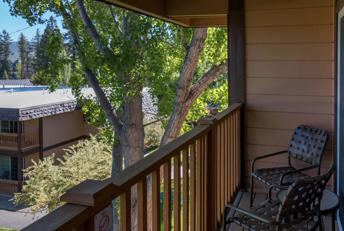 Tahoe Beach And Ski Club Balcony