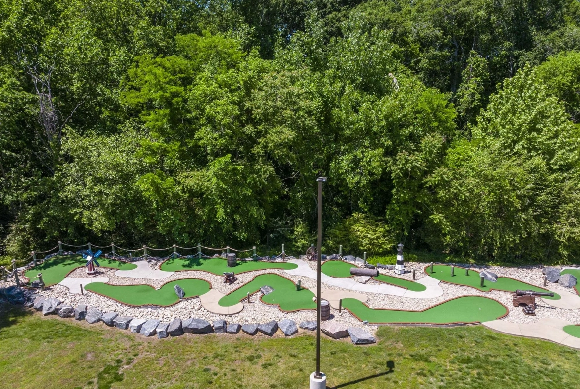 Westgate Historic Williamsburg Mini Golf