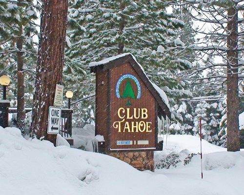 Club Tahoe pool table