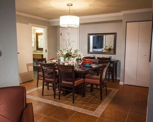 resort dining