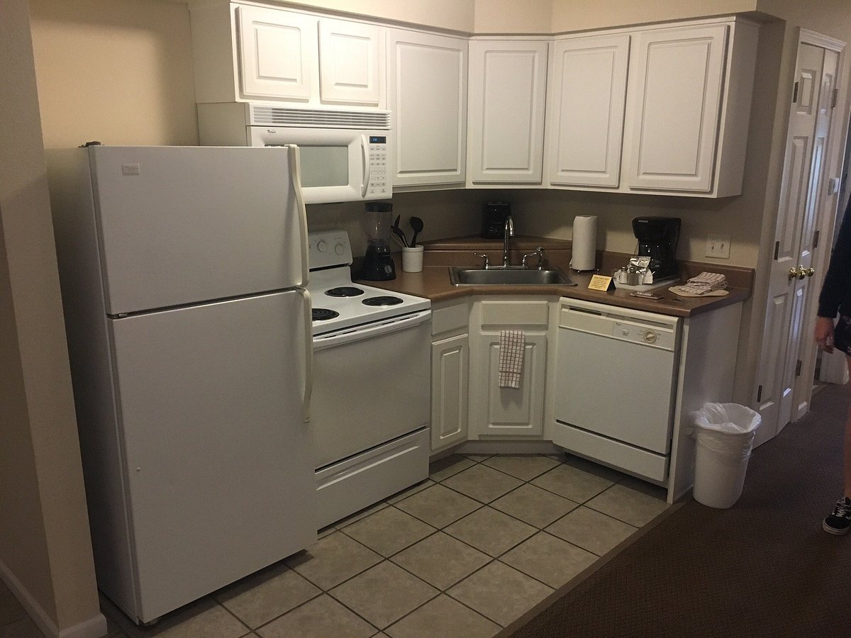 full kitchen