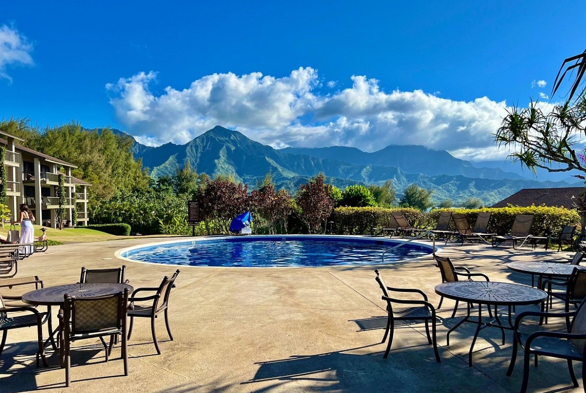 Hanalei Bay Resort Club pool