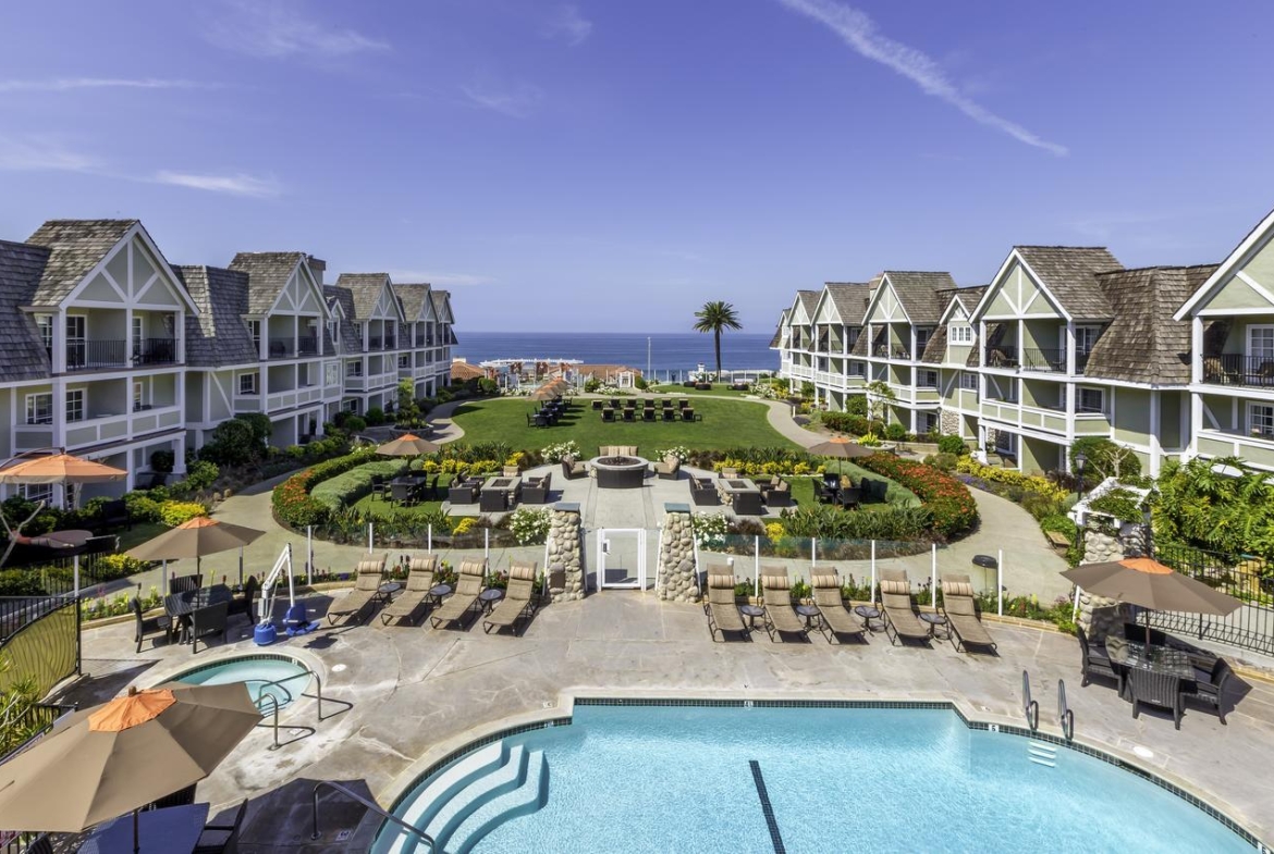 Carlsbad Inn Beach Resort pool view