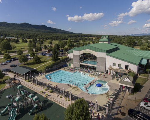Eagle Trace At Killy Court pool