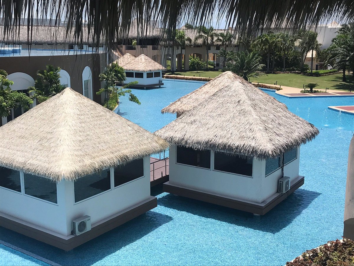 hotel bungalow