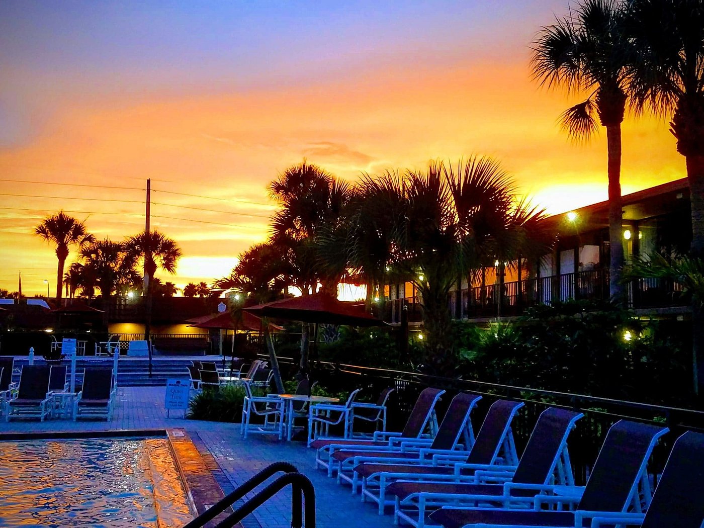 Magic Tree Resort pool