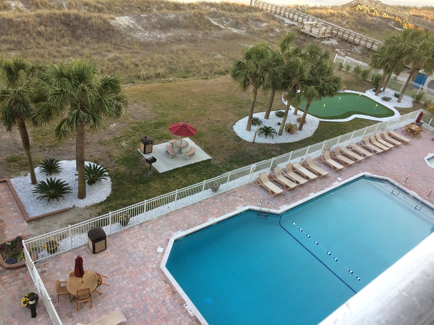 Maritime Beach Club pool