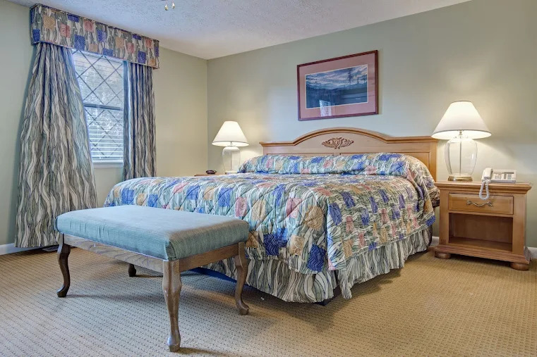 Mountain Meadows bedroom