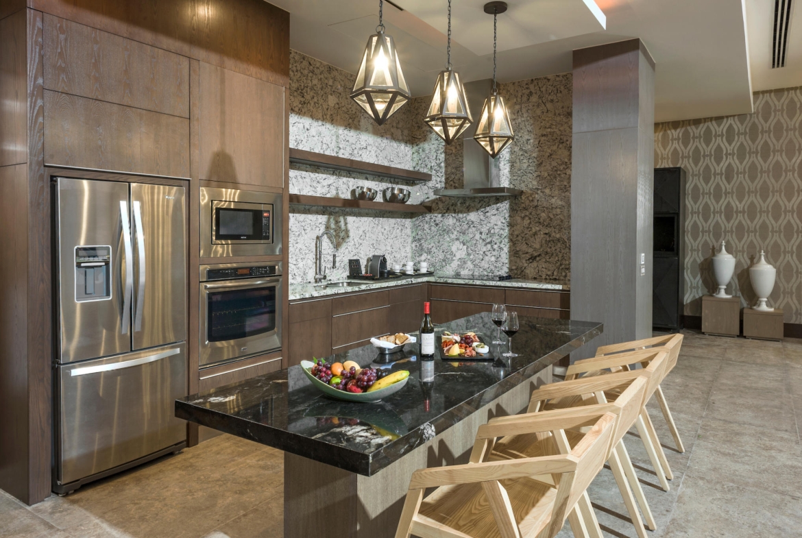 Grand Luxxe Residence Club kitchen