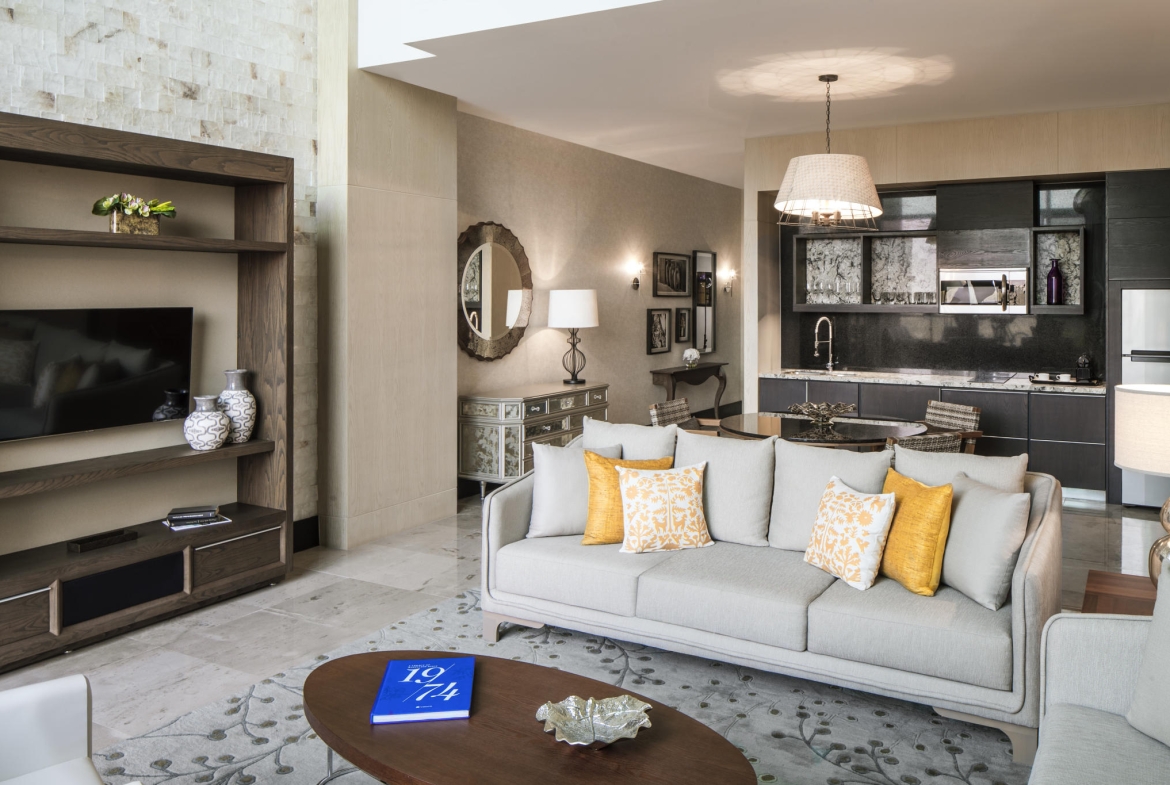 Grand Luxxe Residence Club living room