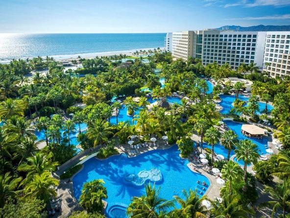 Grand Luxxe Residence Club