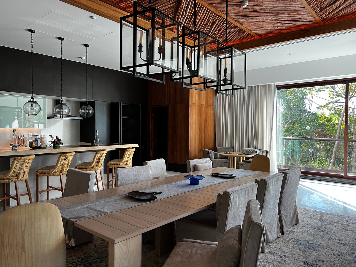 The Estates At Vidanta Nuevo Vallarta Dining Area