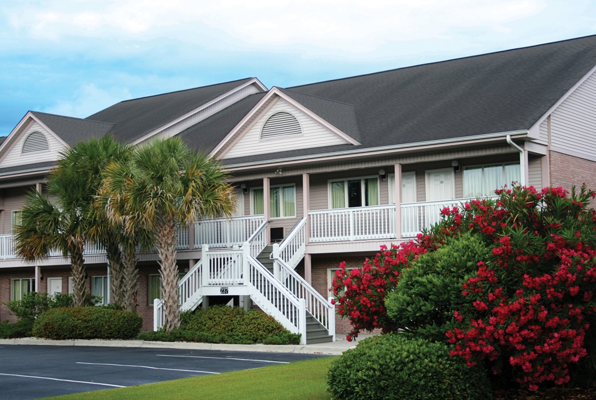 Club Wyndham Grand Palms exterior