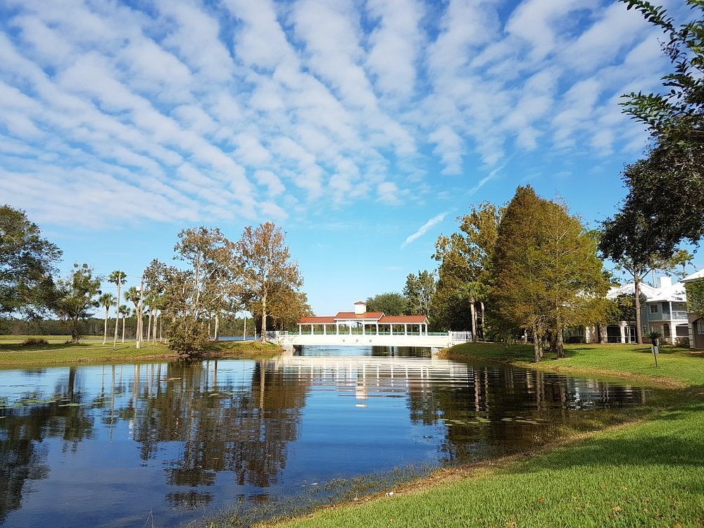 The Villas At Summer Bay lake