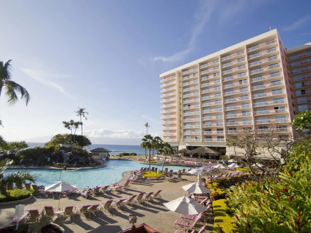 hilton kaanapali beach